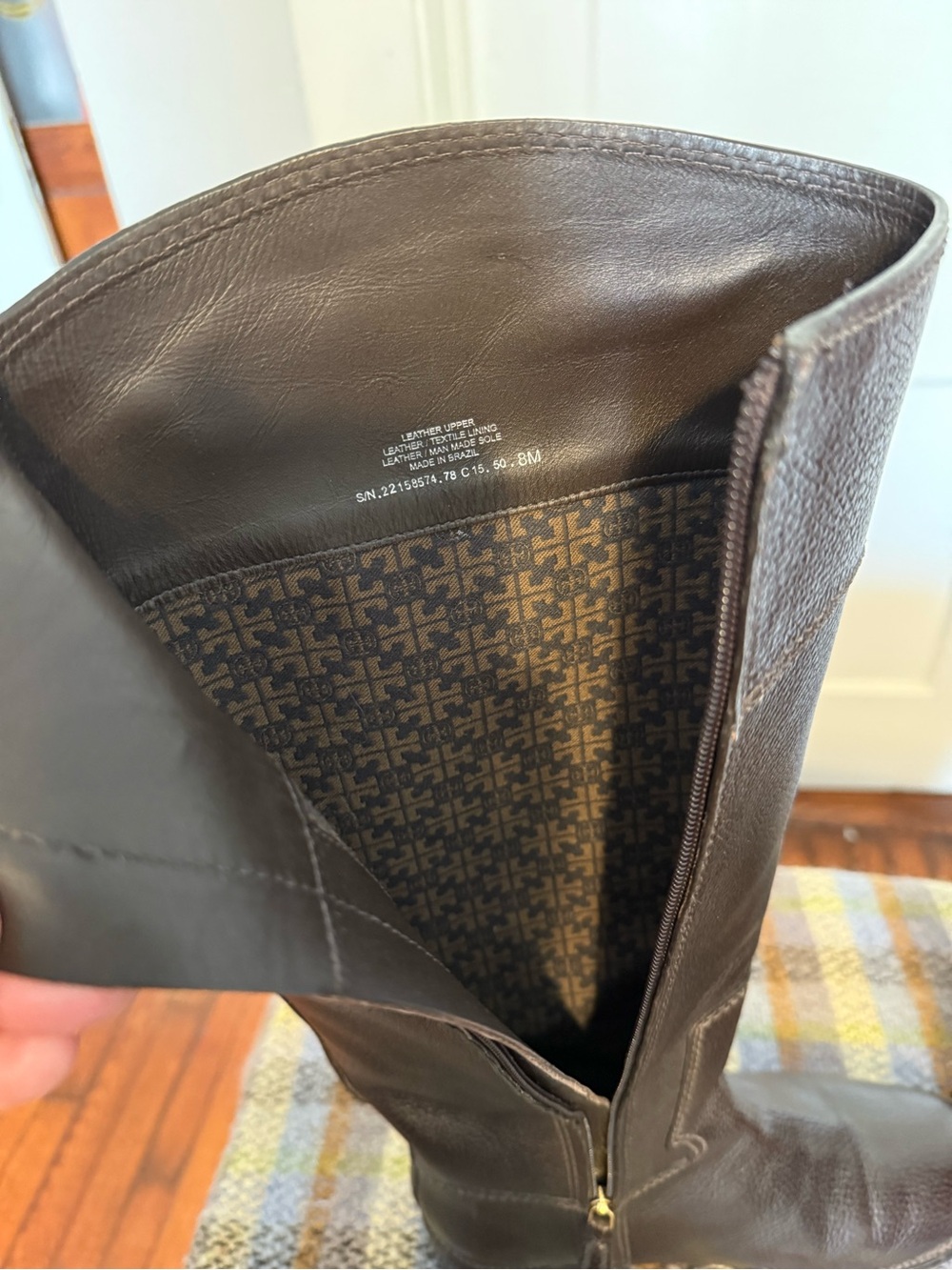 Tory Burch Joanna Dark Brown Pebbled Leather Knee Riding Boots Gold Logo EUC sz8 - Picture 6 of 11
